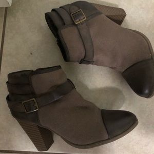 Lauren Conrad booties ankle boots size 8.5
